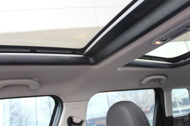 Used 2022 MINI Cooper Clubman S image 21