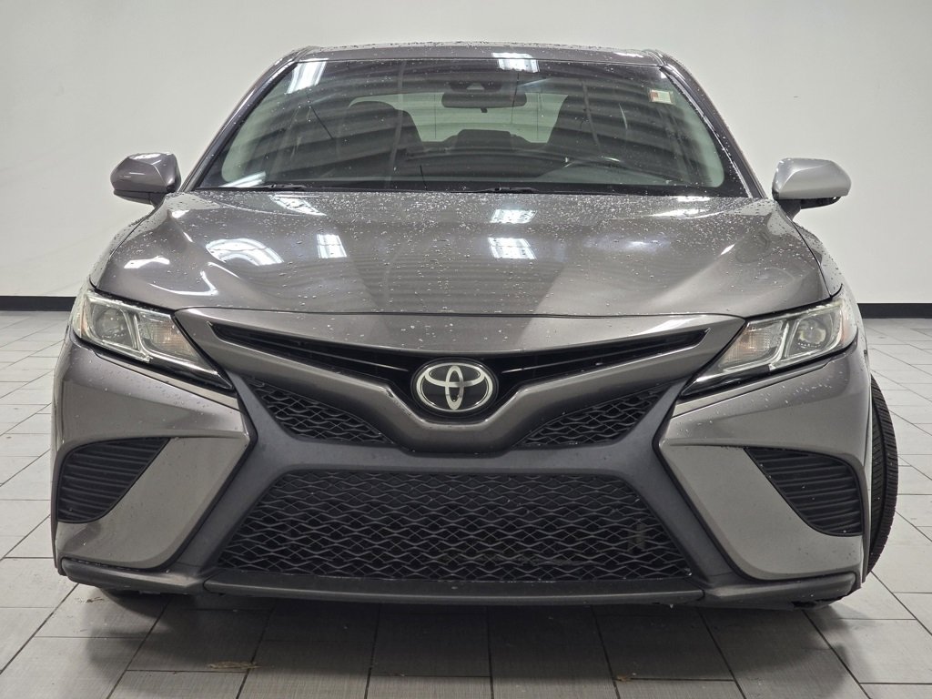 Used 2018 Toyota Camry SE image 8