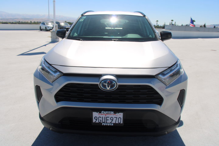 Certified 2023 Toyota RAV4 LE AWD/4WD image 7