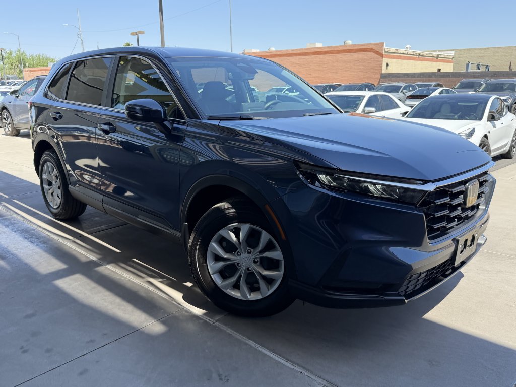 Used 2025 Honda CR-V LX image 6