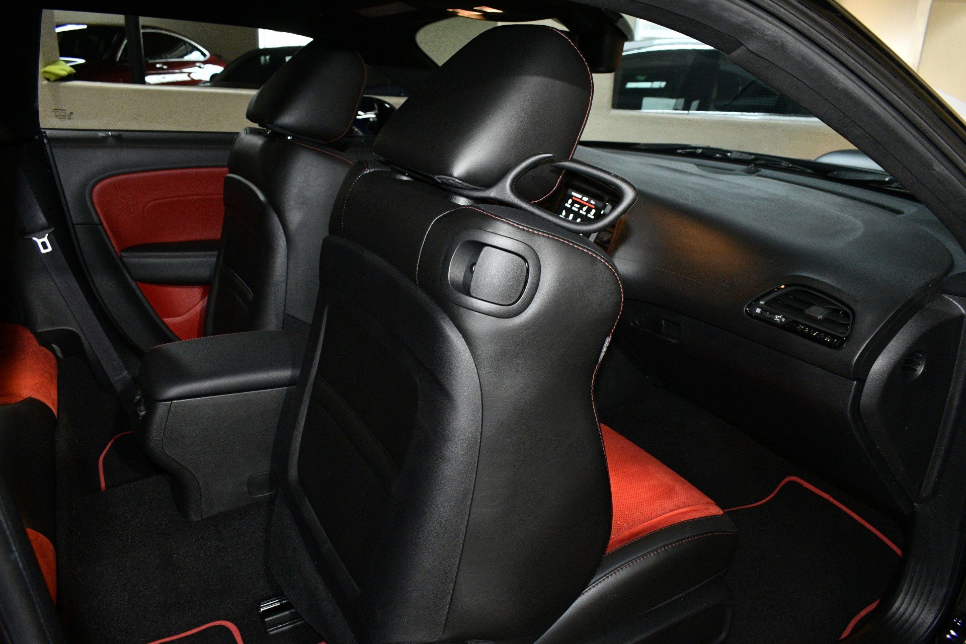 Used 2022 Dodge Challenger R/T Scat Pack RWD image 16