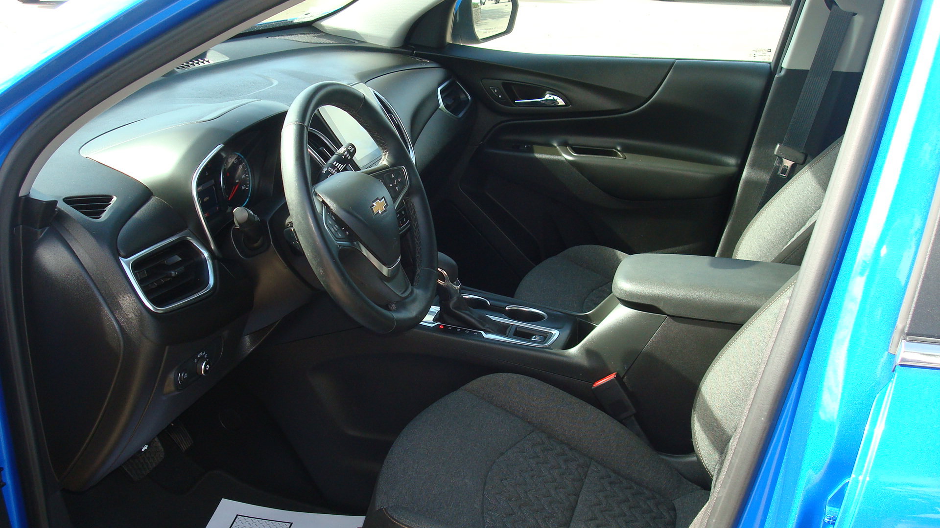 Used 2024 Chevrolet Equinox LT AWD/4WD image 8