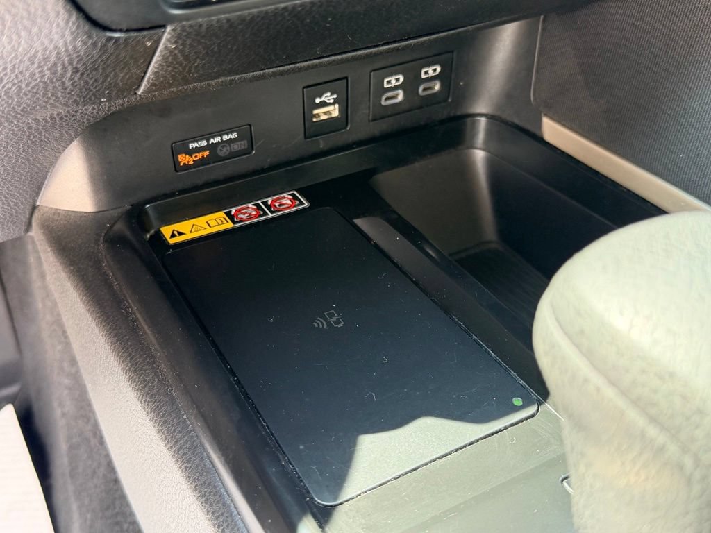 Used 2025 Toyota Camry LE FWD image 19