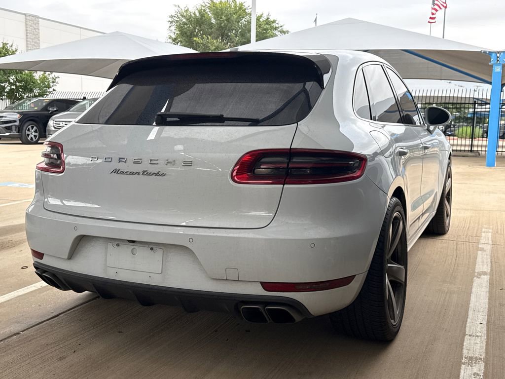 Used 2016 Porsche Macan Turbo AWD/4WD image 8