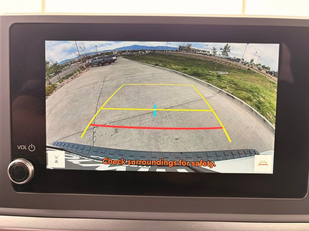 Used 2025 Toyota 4Runner SR5 AWD/4WD image 18