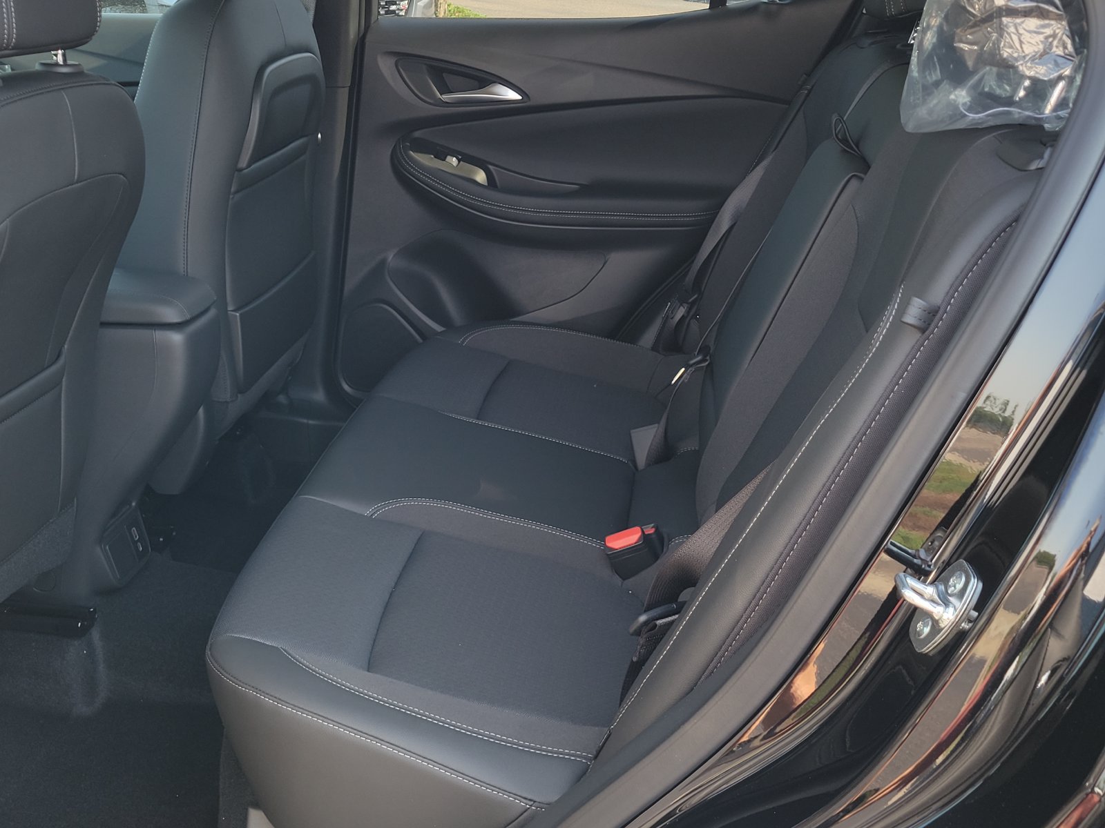 New 2026 Buick Encore GX Preferred w/ Comfort Package AWD/4WD image 7