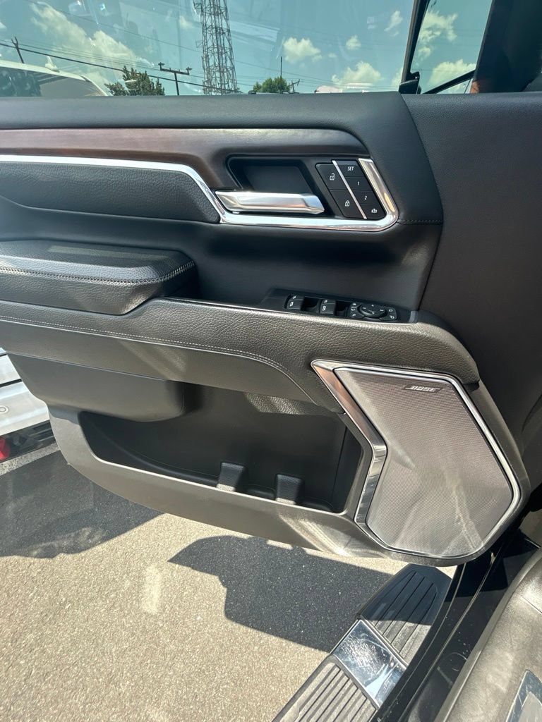 Used 2024 GMC Sierra 2500 Denali w/ Denali Reserve Package AWD/4WD image 26