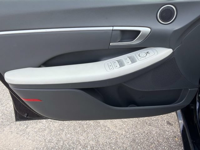Used 2025 Hyundai Sonata SEL FWD image 17