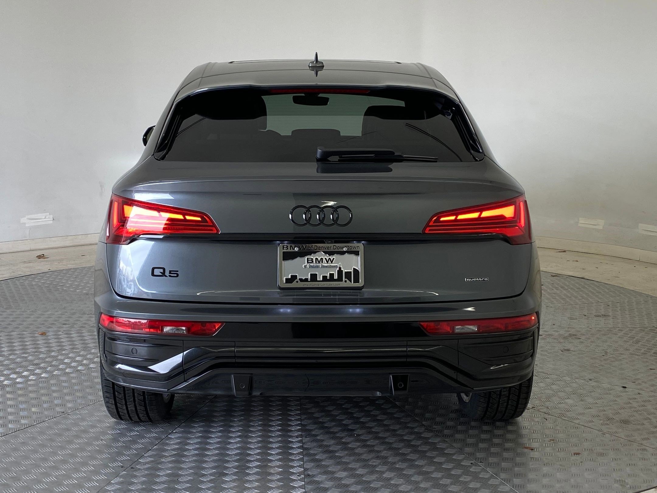 Used 2024 Audi Q5 2.0T Premium Plus w/ Premium Plus Package image 10