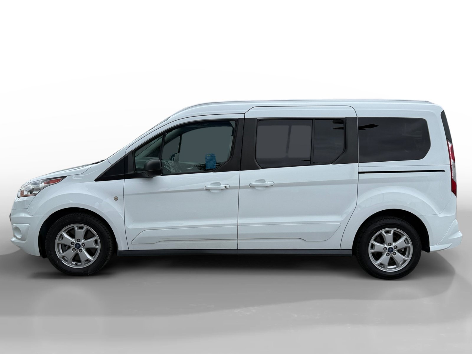 Used 2017 Ford Transit Connect XLT FWD image 2