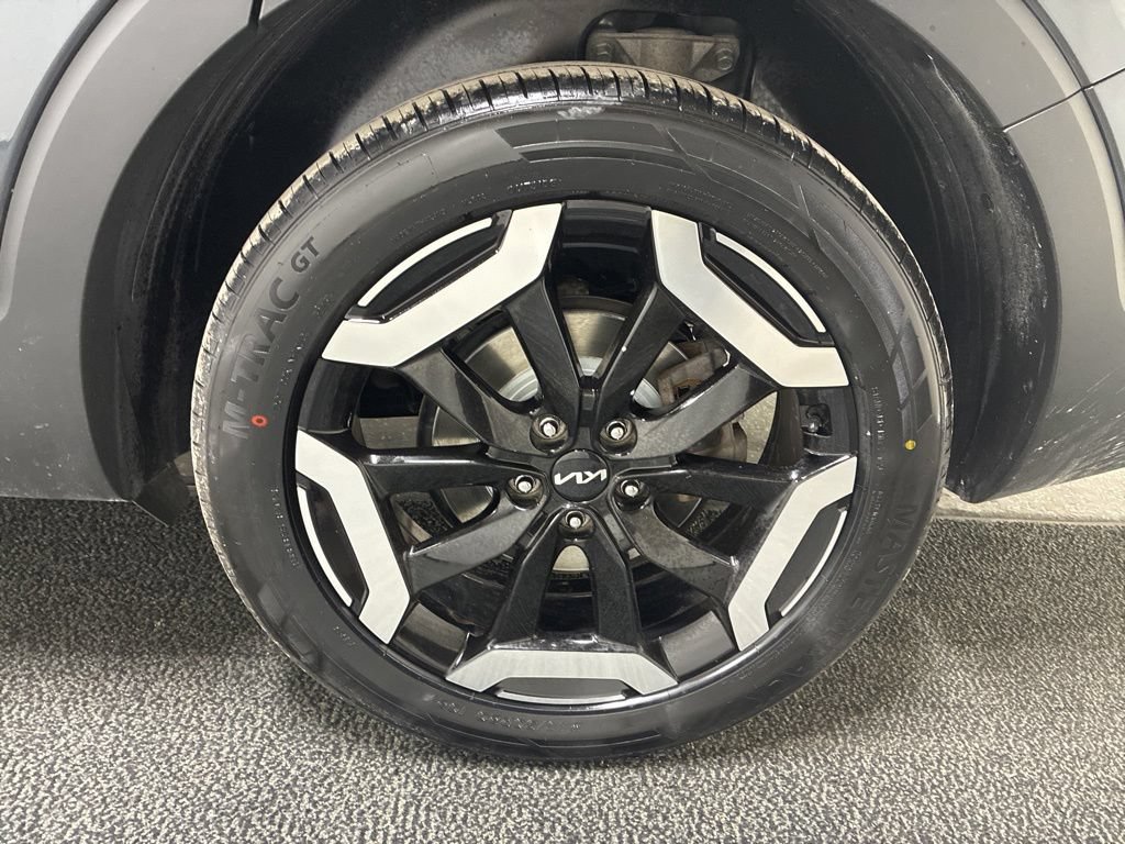 Used 2023 Kia Telluride S w/ S Sunroof Package AWD/4WD image 8