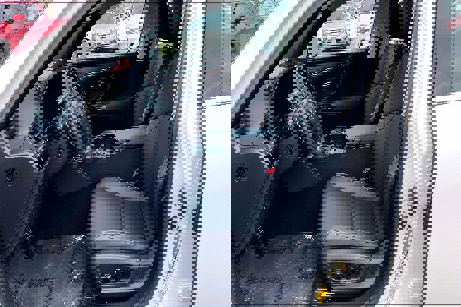 Certified 2025 Lexus ES 350 w/ Premium Package image 8