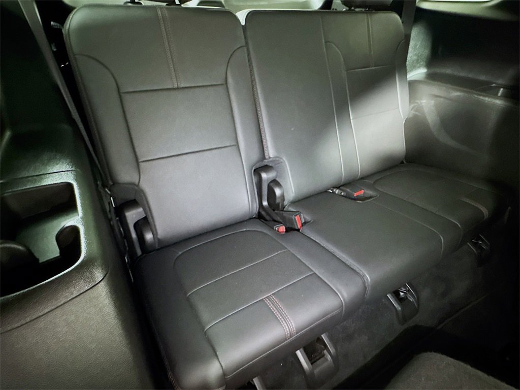 Used 2022 Chevrolet Traverse RS image 25