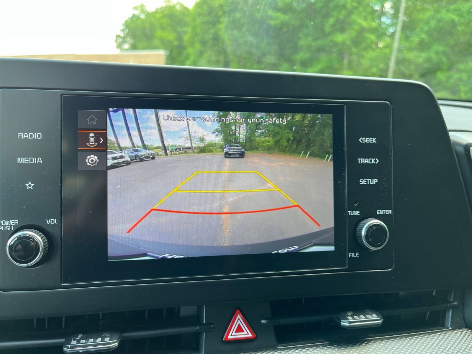 Used 2025 Kia Sportage LX FWD image 23