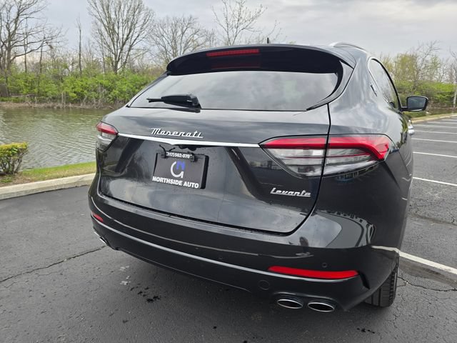 Used 2023 Maserati Levante GT AWD/4WD image 6