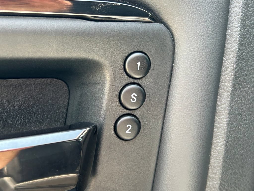 Used 2025 RAM 3500 Limited AWD/4WD image 27
