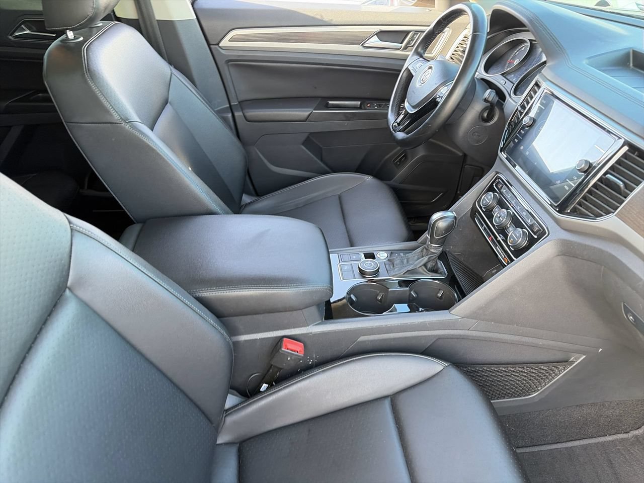 Used 2018 Volkswagen Atlas SEL AWD/4WD image 11