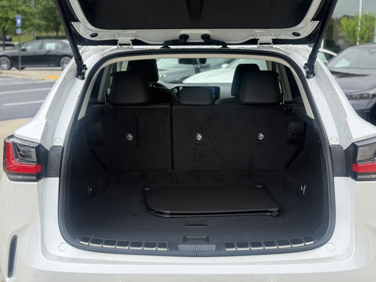 Used 2023 Lexus NX 350h AWD image 19