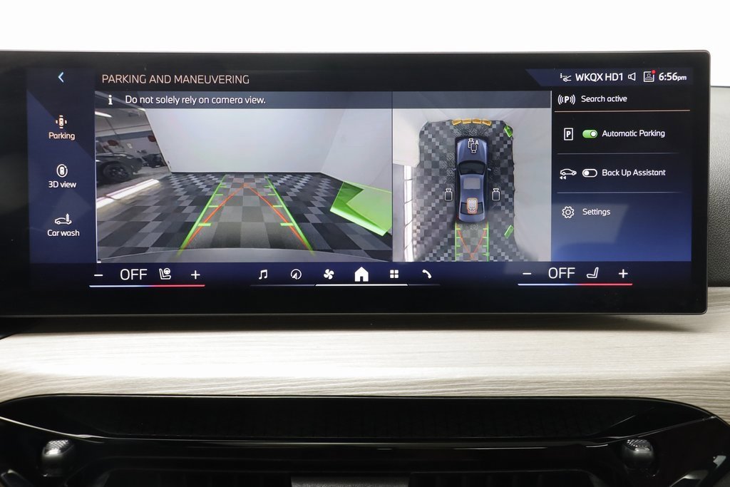 Certified 2025 BMW 330i xDrive Sedan image 12