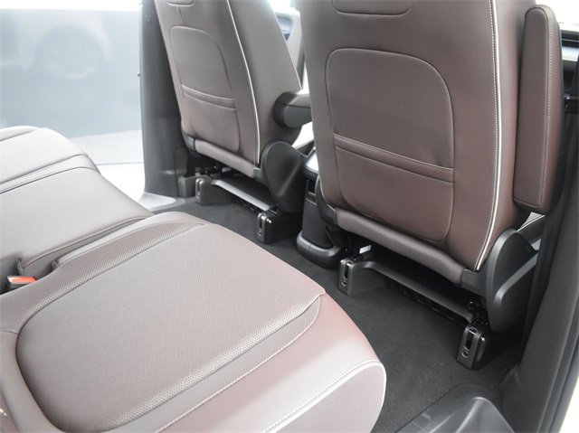 New 2025 Volkswagen ID. Buzz Pro S image 24