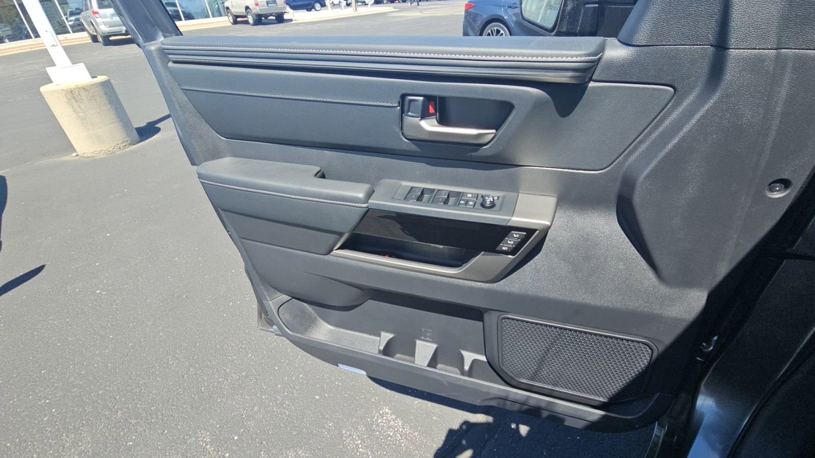 Certified 2026 Toyota Tundra Limited AWD/4WD image 24