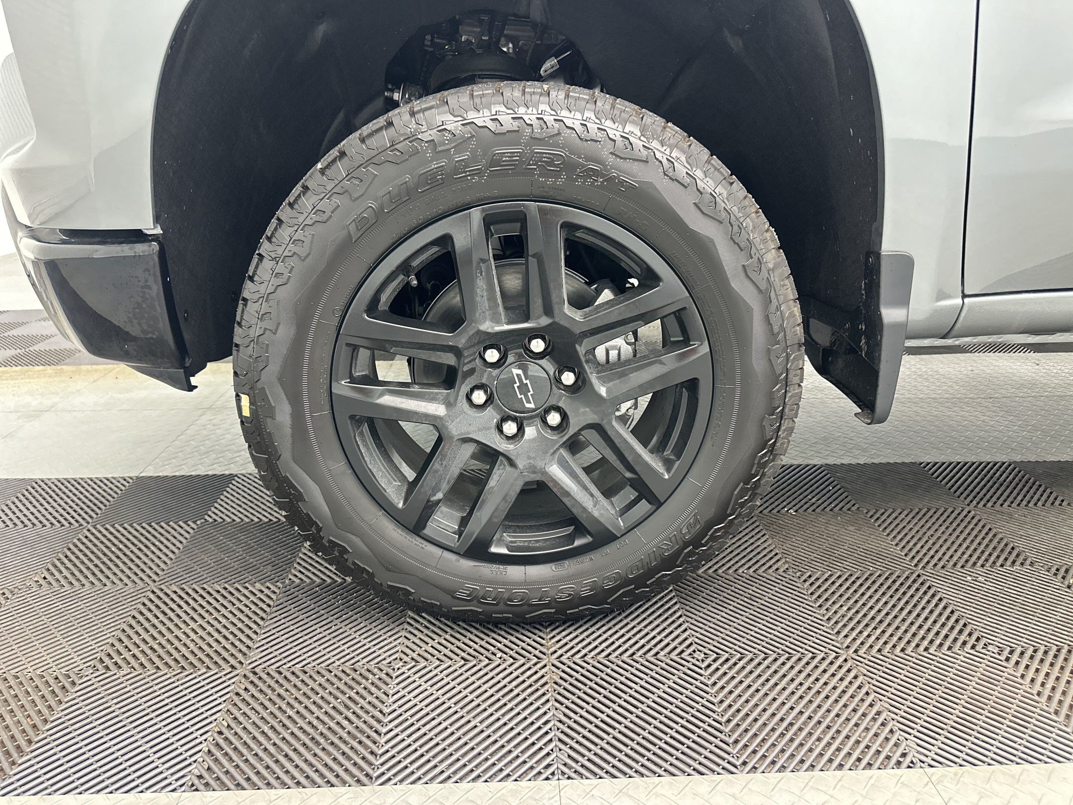 New 2026 Chevrolet Silverado 1500 LT Trail Boss w/ LPO, Dark Essentials Package AWD/4WD image 13