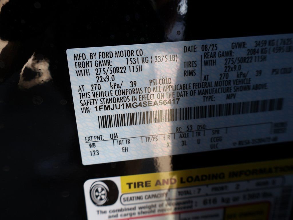 New 2025 Ford Expedition Platinum w/ Stealth Performance Package image 44