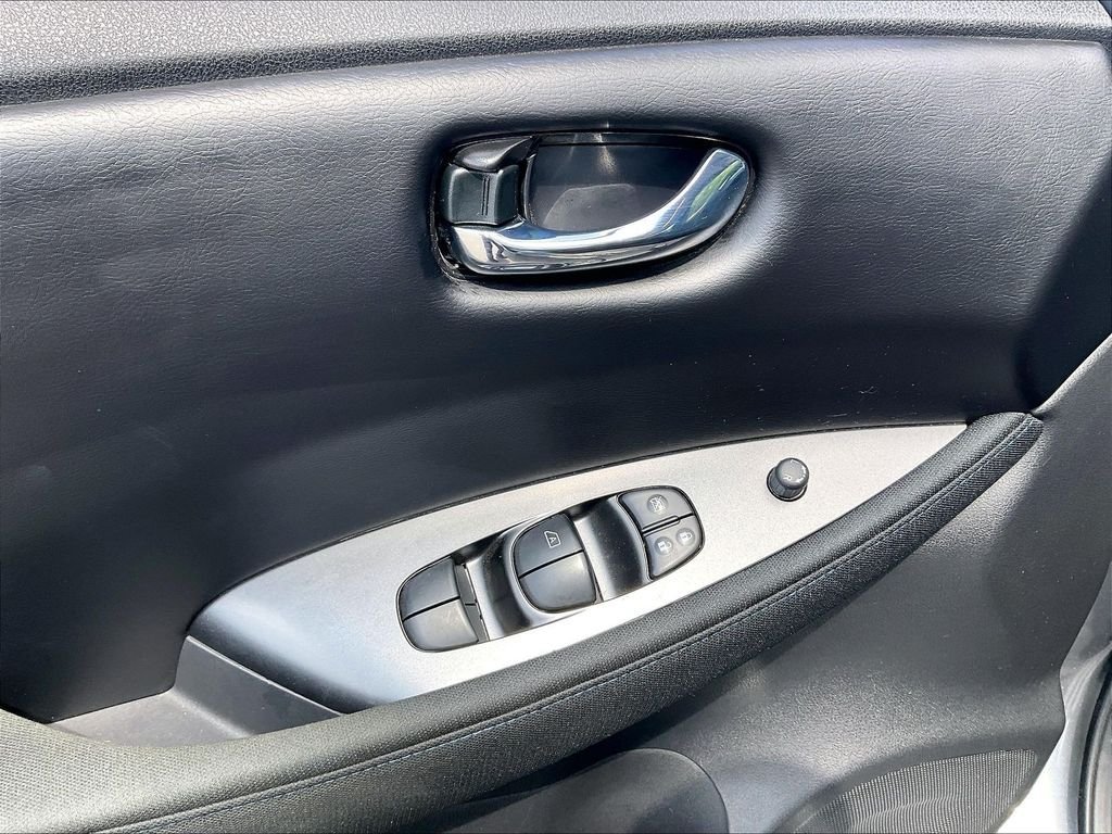 Used 2022 Nissan Leaf S FWD image 36