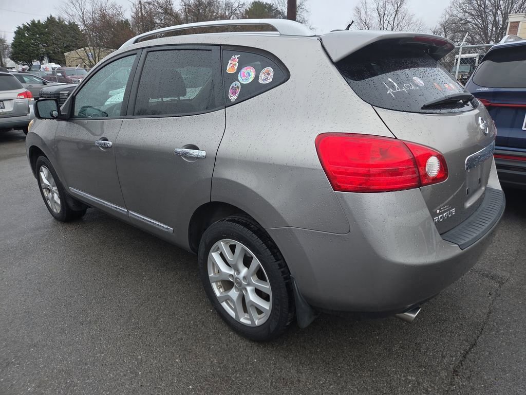 Used 2013 Nissan Rogue SL image 6