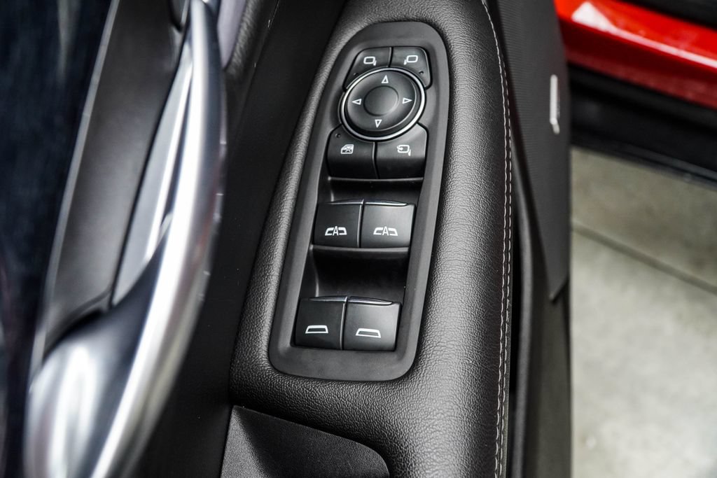 Used 2024 Cadillac XT5 Premium Luxury AWD/4WD image 39