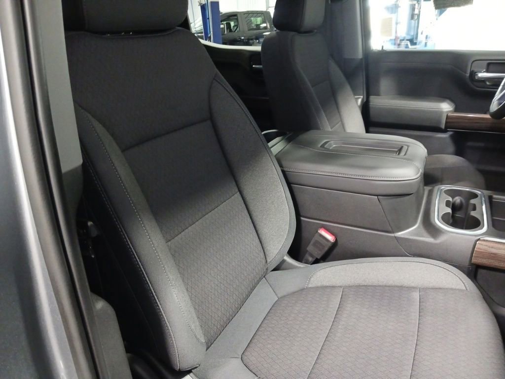 Used 2020 Chevrolet Silverado 1500 RST w/ All-Star Edition image 22