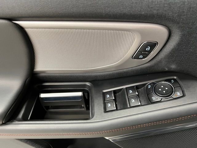 Used 2025 Ford Expedition Max Active AWD/4WD image 24