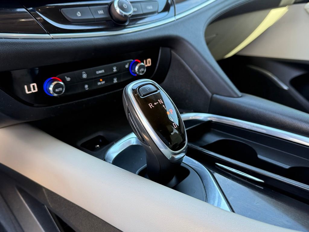 Used 2019 Buick Enclave Essence FWD image 22