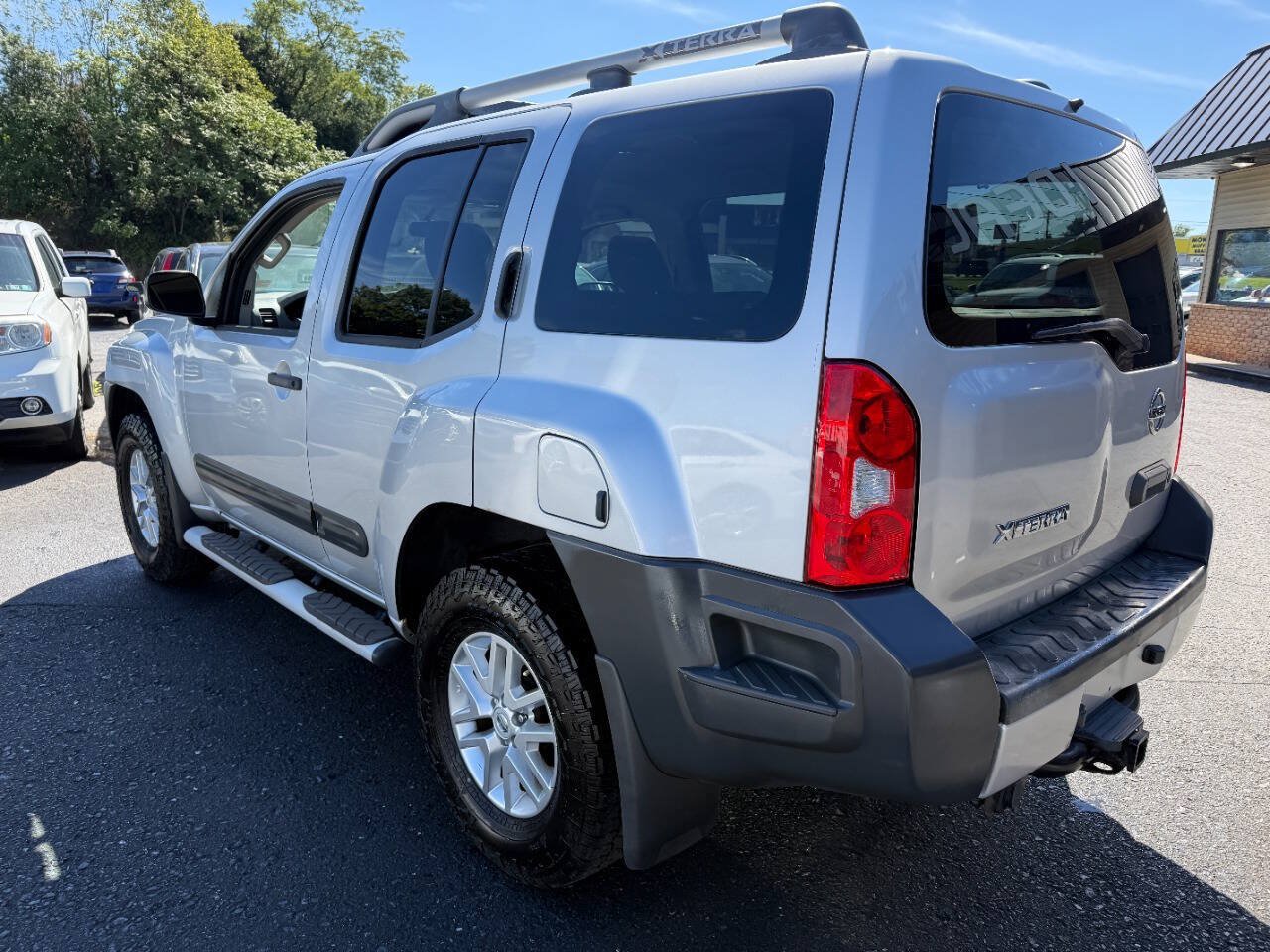 Used 2015 Nissan Xterra S w/ Value Package AWD/4WD image 7