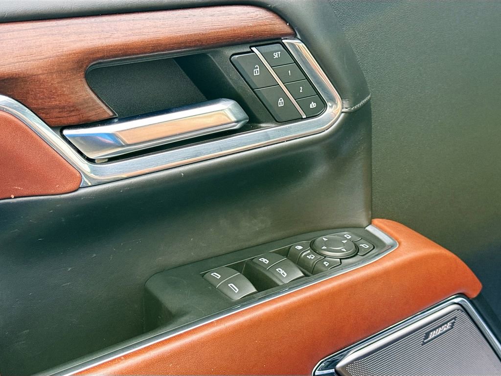 Used 2024 GMC Sierra 2500 Denali Ultimate image 18