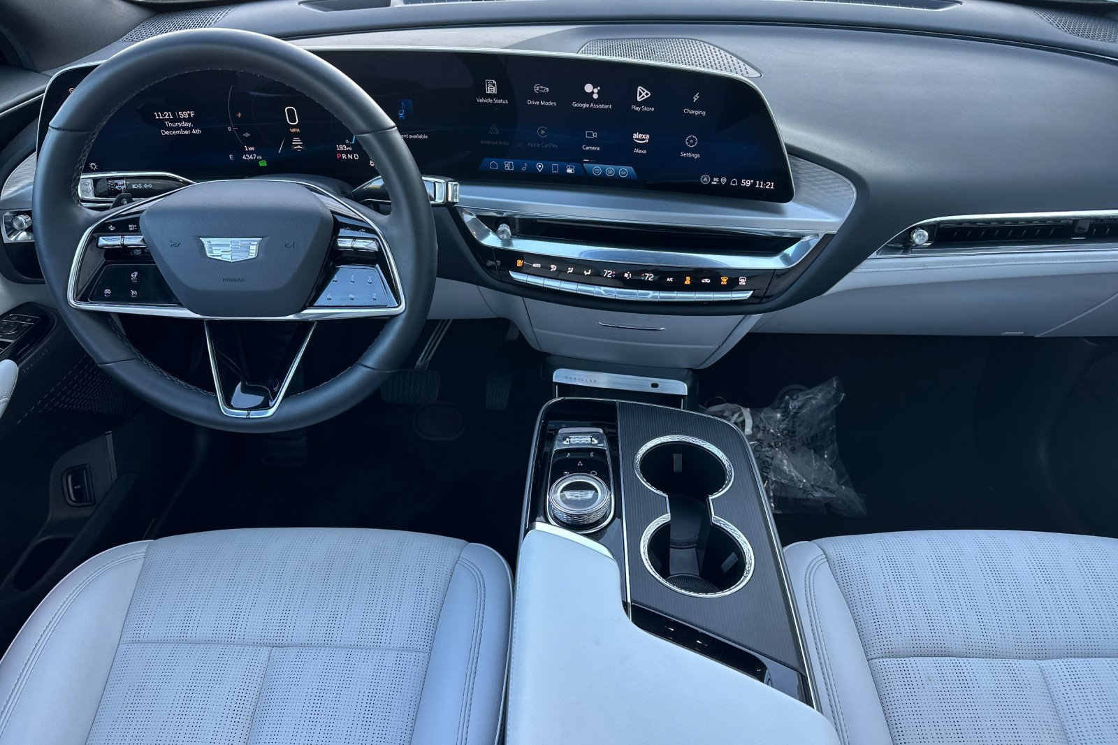 Certified 2025 Cadillac Lyriq Luxury image 14