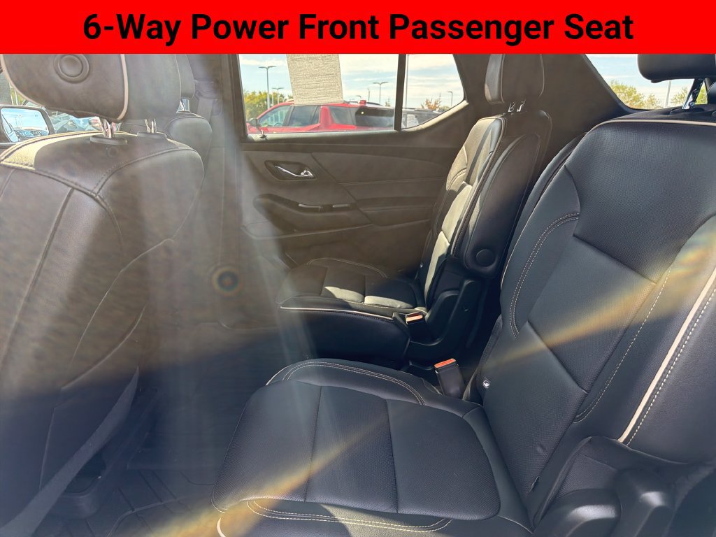 Certified 2023 Chevrolet Traverse Premier w/ Redline Edition AWD/4WD image 30