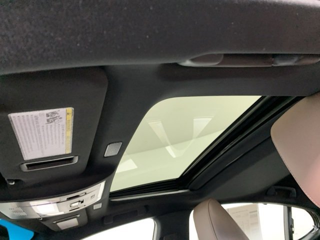 Used 2023 Lexus ES 300h Ultra Luxury w/ Accessory Package (Z2) image 29