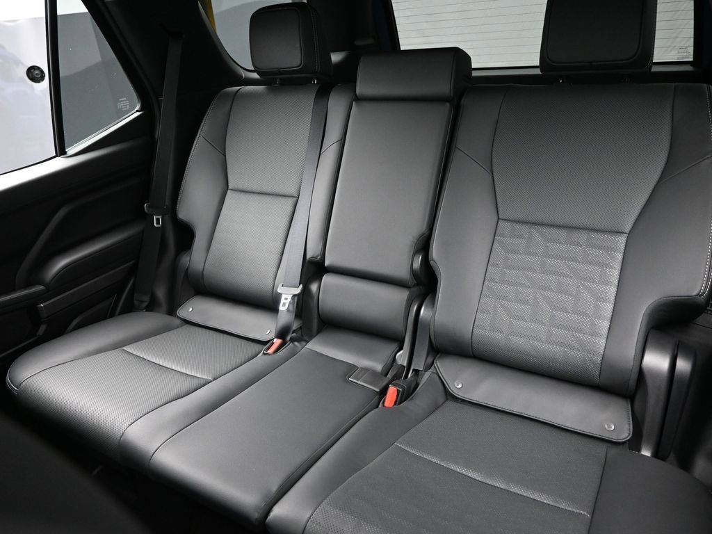 Used 2025 Toyota 4Runner TRD Off-Road Premium image 27