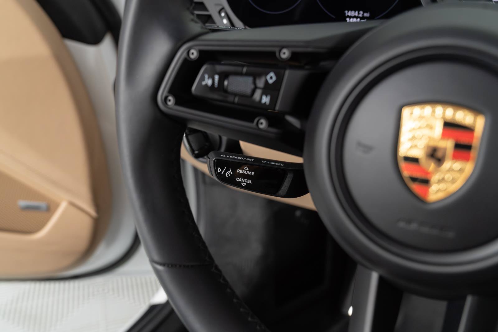 Used 2023 Porsche 911 Carrera GTS RWD image 38