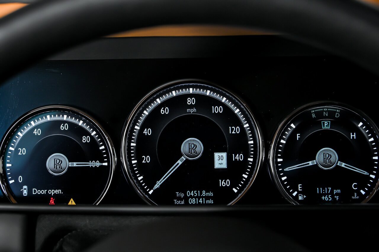 Used 2022 Rolls-Royce Cullinan image 28