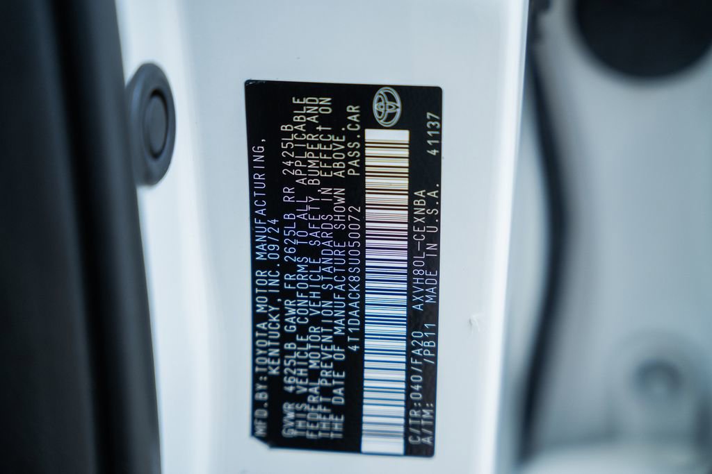 Used 2025 Toyota Camry LE FWD image 37