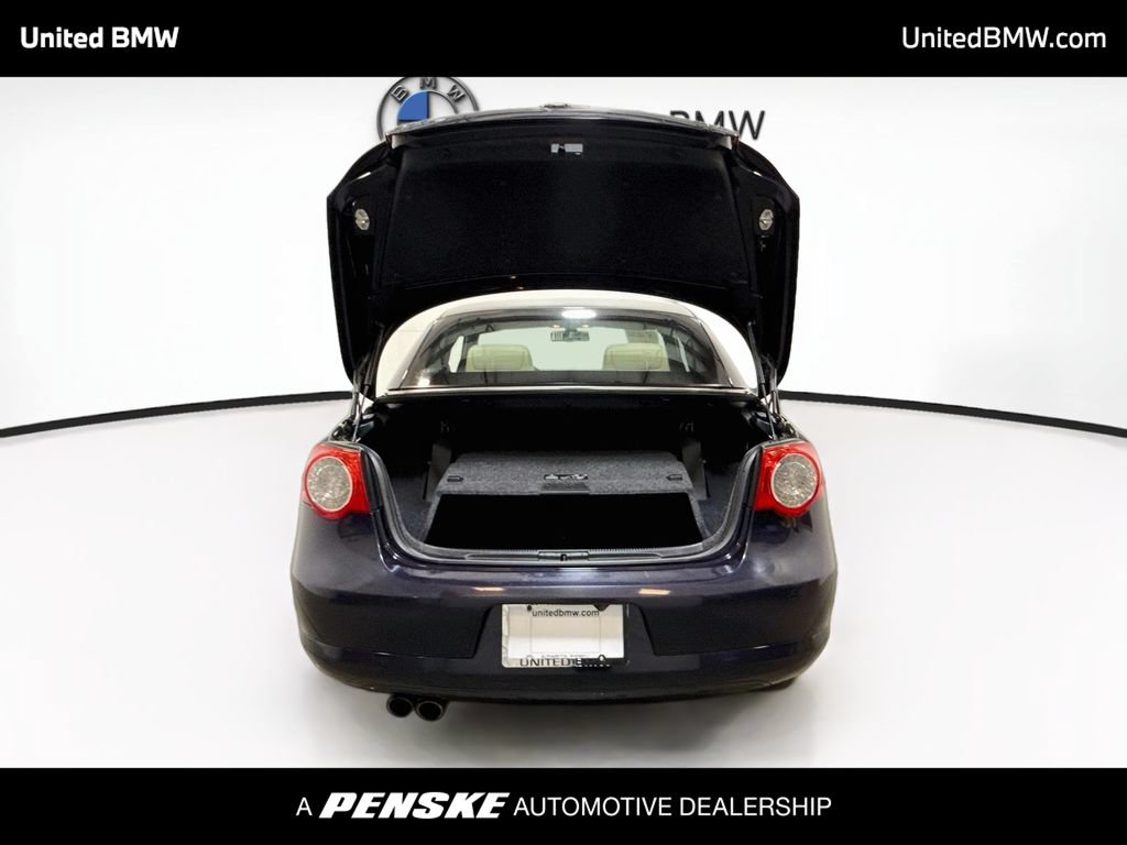 Used 2007 Volkswagen Eos 2.0T FWD image 11
