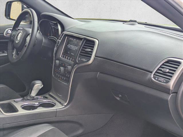Used 2018 Jeep Grand Cherokee Altitude AWD/4WD image 22