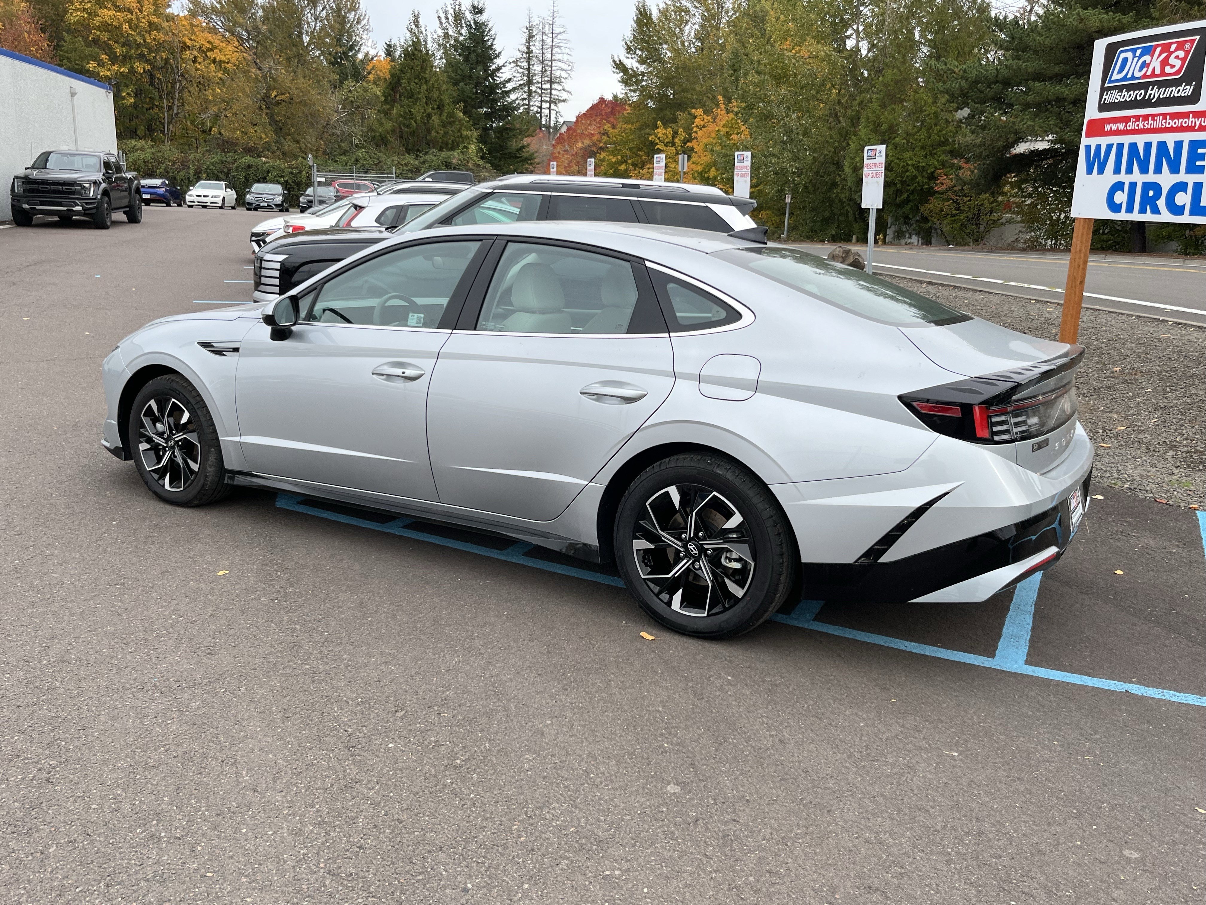 Used 2024 Hyundai Sonata SEL image 3