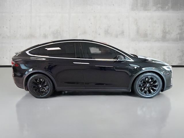 Used 2018 Tesla Model X 75D image 4
