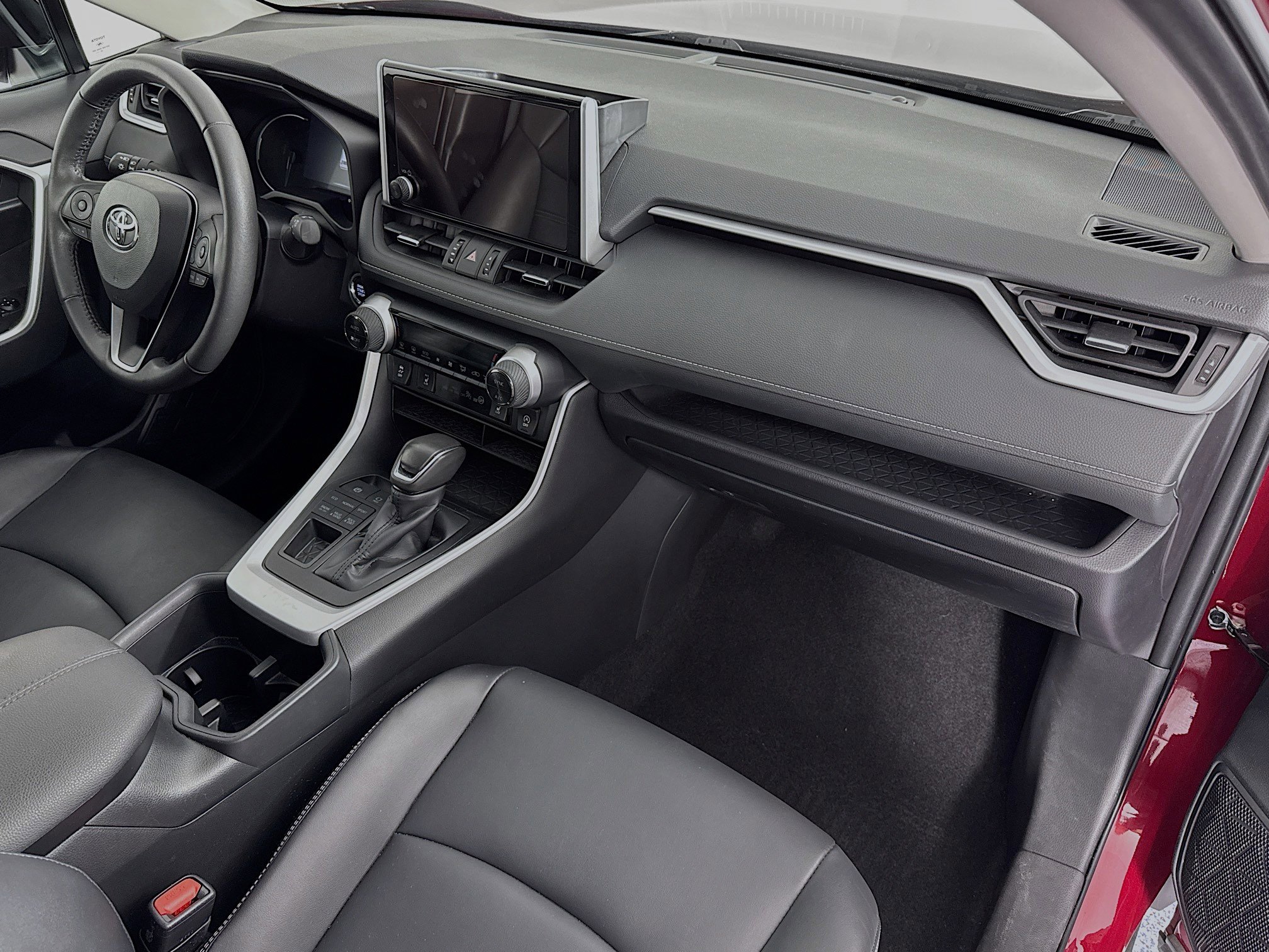 Used 2024 Toyota RAV4 XLE Premium w/ Weather Package image 28