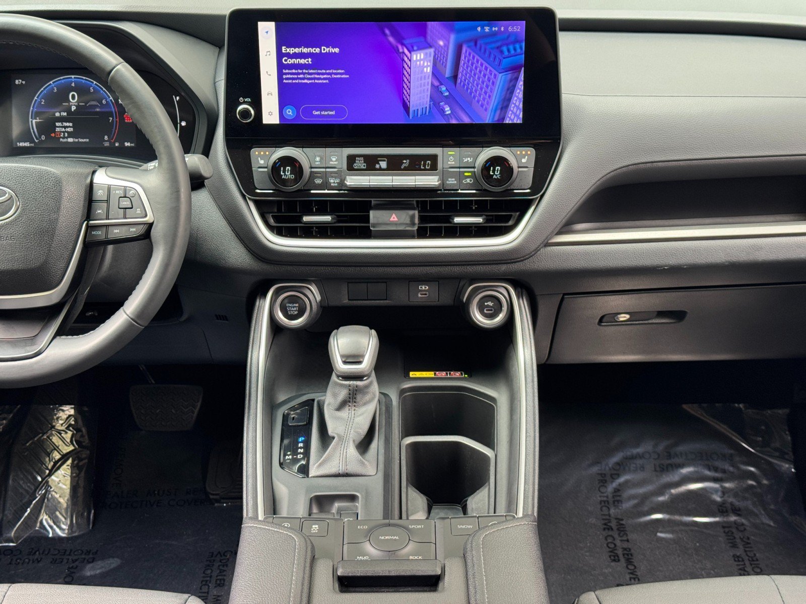 Used 2024 Toyota Grand Highlander AWD image 22