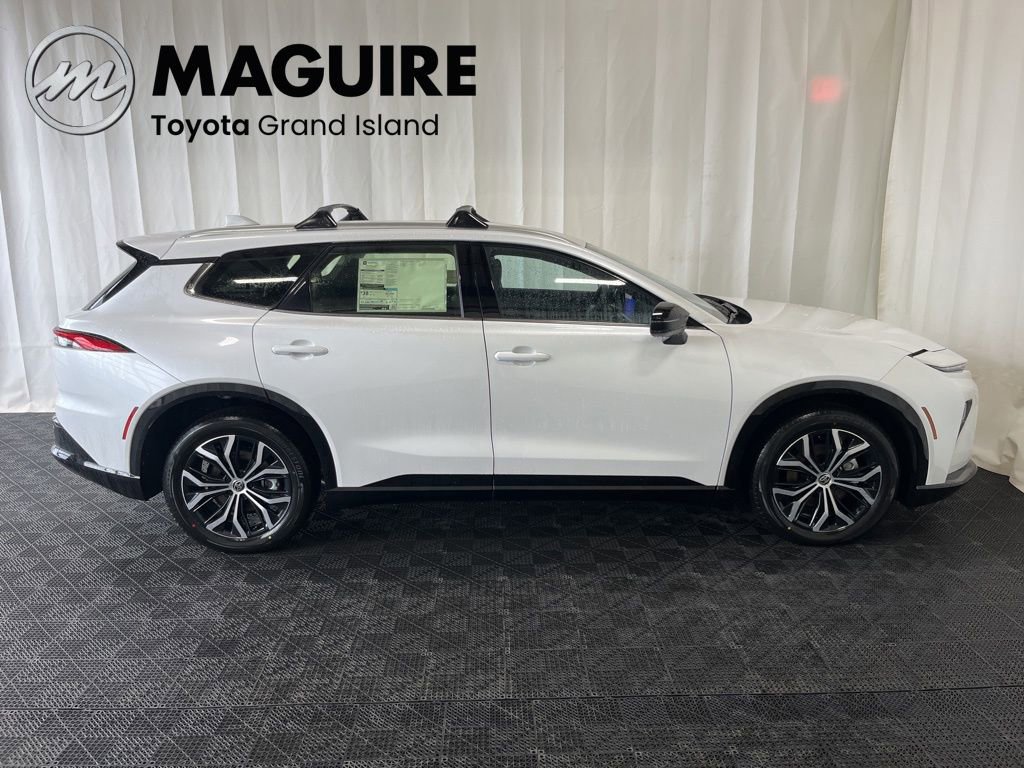 New 2026 Toyota Crown Signia image 2