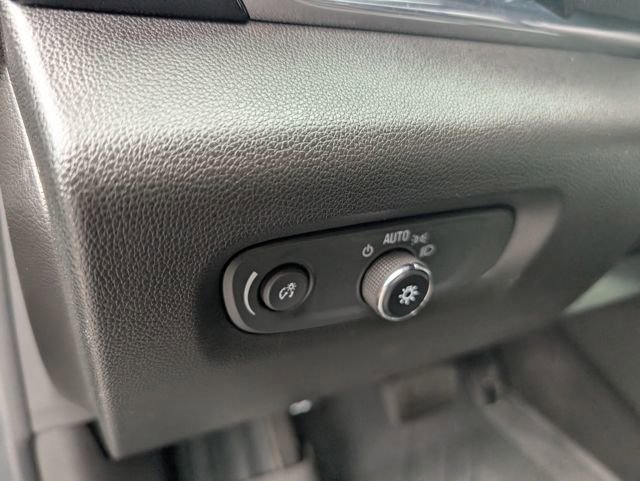 Certified 2023 Chevrolet Traverse RS w/ LPO, Floor Liner Package image 17